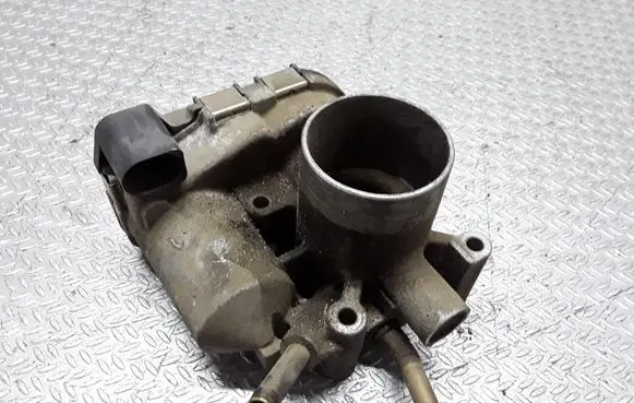 Volkswagen Polo III 6N 6N2 6NF Throttle valve 0280750095