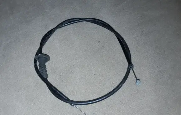 Engine bonnet/hood lock release cable