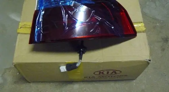 KIA Rio Rear/tail lights 924021W210