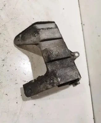 Mercedes-Benz E W211 Engine mounting bracket
