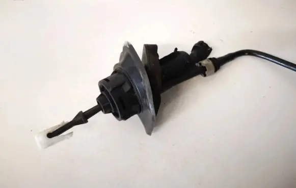 Volvo V50 Clutch master cylinder 3m517a543ae 3m51-7a543-ae