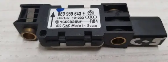 Audi A4 S4 B6 8E 8H Airbag deployment crash/impact sensor 8E0959643E 0232G3S08EJ9 300139101203