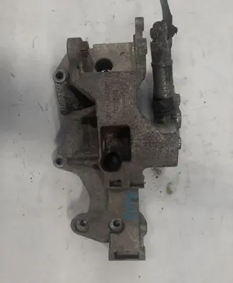 Audi A4 S4 B5 8D Generator/alternator bracket 038903143AE