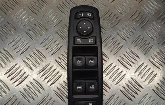 Renault Laguna III Electric window control switch 809610006R