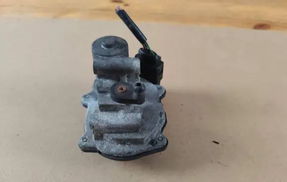 Audi A6 S6 C6 4F Intake manifold valve actuator/motor 06F133482E A2C53279226 1045310S01