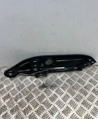 Volkswagen Tiguan Headlight/headlamp mounting bracket 571805932A