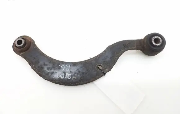 Toyota Avensis T270 Rear control arm 4877012010