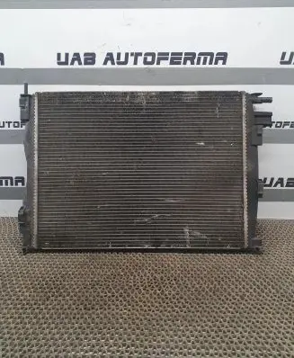 Nissan Qashqai Coolant radiator