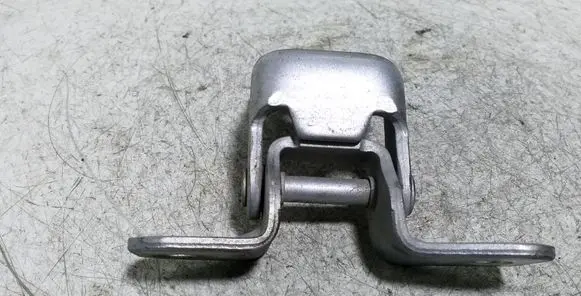 Mazda 3 I Front door upper hinge
