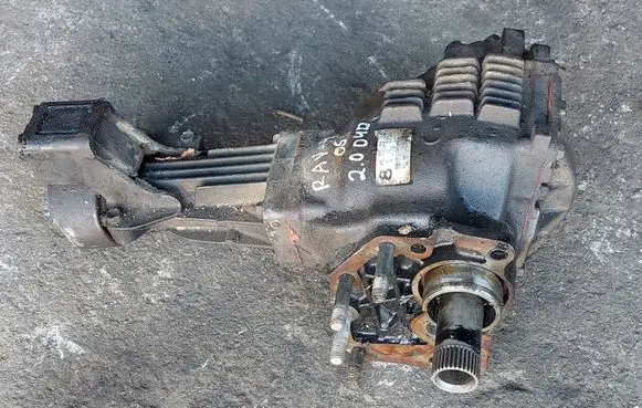 Toyota RAV 4 (XA20) Gearbox transfer box case 