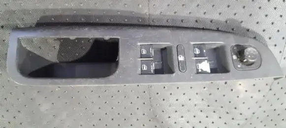Volkswagen Golf V Electric window control switch 1K4868050B