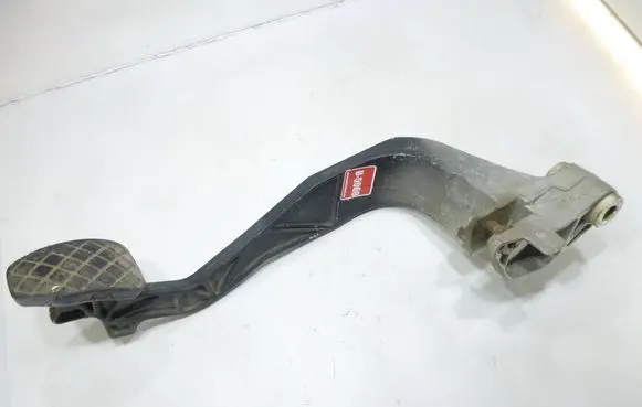 Audi A6 S6 C5 4B Clutch pedal 8D1721316D 15960