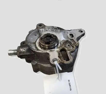 Mitsubishi Lancer VIII Vacuum pump 03G145209C