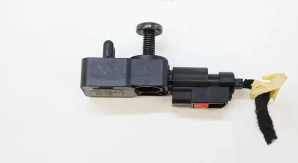Opel Insignia A Airbag deployment crash/impact sensor 13502341