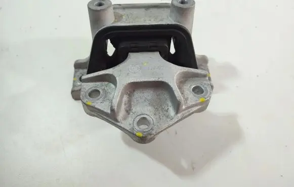 Suzuki SX4 S-Cross Gearbox mounting bracket 64RA HY01 HY02