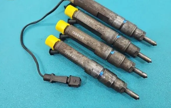 Volkswagen PASSAT B5.5 Fuel injector 028130201J IMPRK1368995