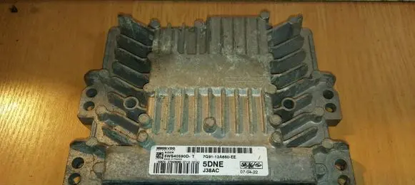 Ford Mondeo MK IV Engine control unit/module ECU 7G91-12A650-EE 5WS40590D-T J38AC