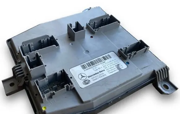 Mercedes-Benz E AMG W213 SAM control unit A2139005223