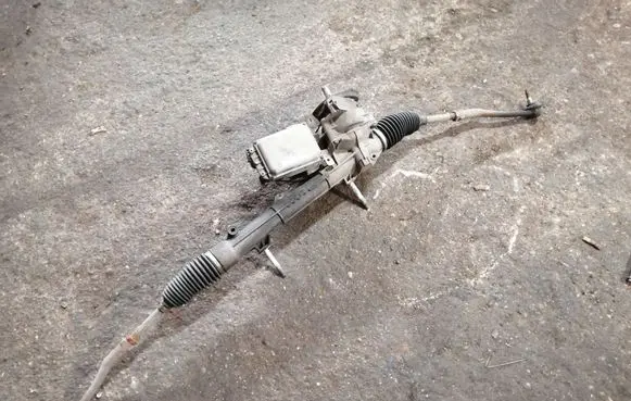 Peugeot 207 Steering rack 6820000090 6700001531B Q003T63276ZE