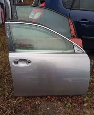 Subaru Legacy Front door
