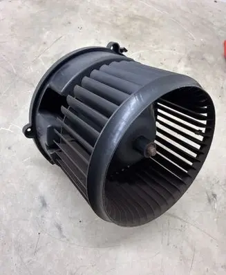BMW 2 F45 Heater fan/blower 9297752 20150817 CZ1163602035