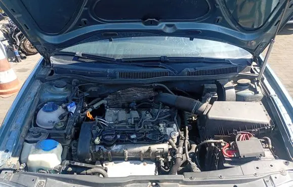 Volkswagen Bora Radiator support slam panel