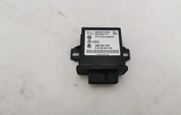 Volkswagen Touran I Light module LCM 5M0907357