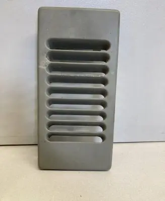 Renault Trafic II (X83) Quarter panel pressure vent 8200018673 91166856