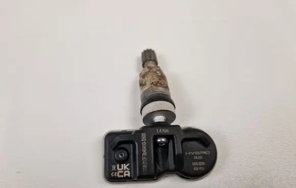 Opel Astra J Tire pressure sensor 
