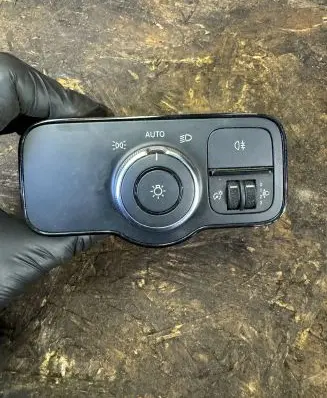 Mercedes-Benz Sprinter W907 W910 Light switch A9079053302