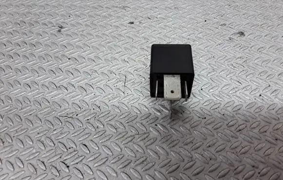 Volvo S70 V70 V70 XC Other relay 9441158