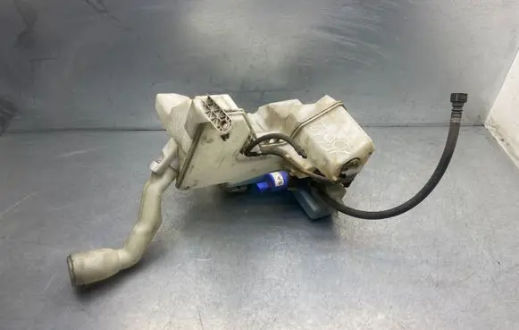 Peugeot 407 Windshield washer fluid reservoir/tank 9648652480 9641086680 3001165