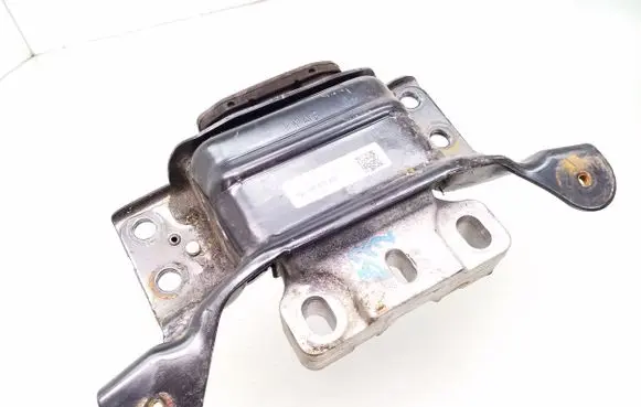 Audi Q2 - Engine mount bracket 5Q0199555BG