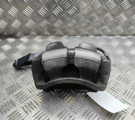 Volvo XC40 Front brake caliper 32329517