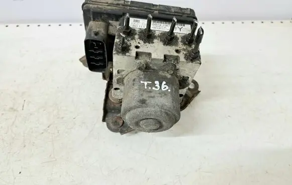 Toyota Corolla Verso E121 ABS Pump 4451013070