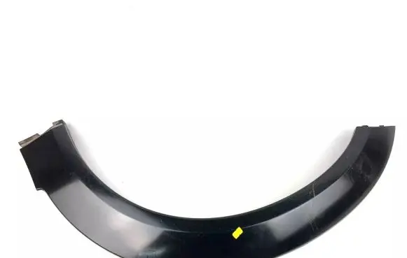 Subaru Outback Front arch trim 