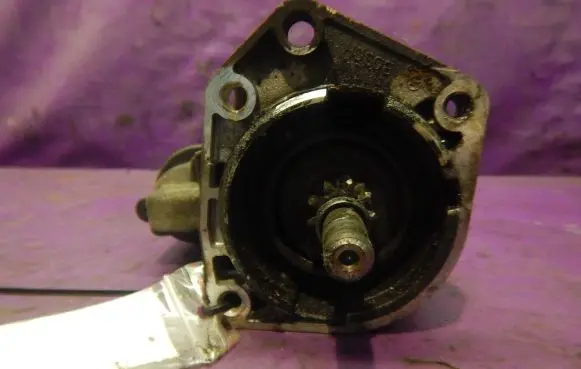 Volkswagen Polo III 6N 6N2 6NF Starter motor 085911023B
