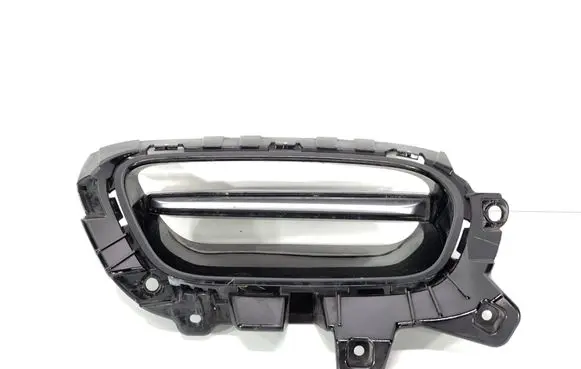 Hyundai i30 Front fog light trim/grill 86563