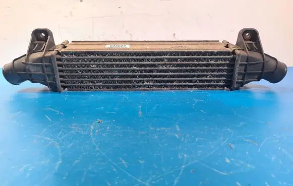 Ford Mondeo Mk III Electric car engine cooler IS7Q9L440AE