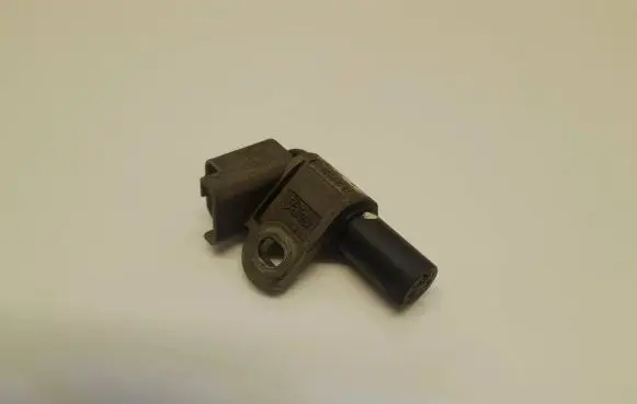 Volvo V50 Camshaft position sensor 9645844080