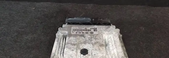 Volkswagen PASSAT B6 Engine control unit/module 03G906021NK 1039S17241 0281013440