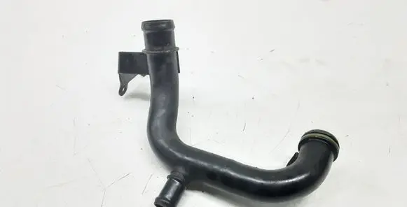 Audi Q7 4L Engine coolant pipe/hose