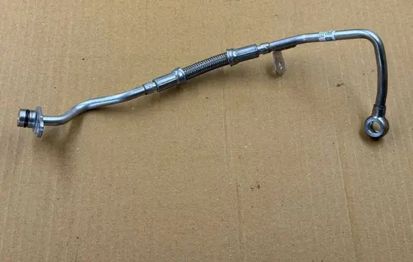 BMW M5 F90 Turbo turbocharger oiling pipe/hose 7934655