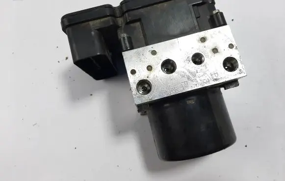 Volvo XC60 ABS Pump 31400101AA P31400101