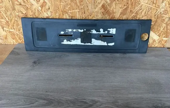 Volkswagen Corrado Rear light center trim bar blend 535813989
