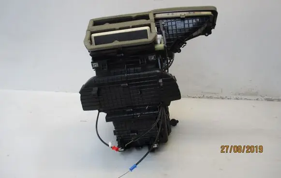 Renault Twingo III Interior heater climate box assembly 