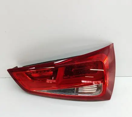 Audi A1 Tailgate rear/tail lights 8X0945094B
