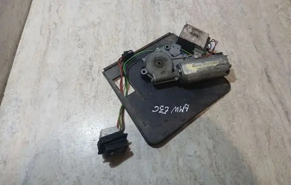 BMW 3 E36 Sunroof motor/actuator 8357852