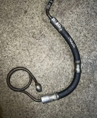 BMW 5 E28 Power steering hose/pipe/line 1140802 1140515