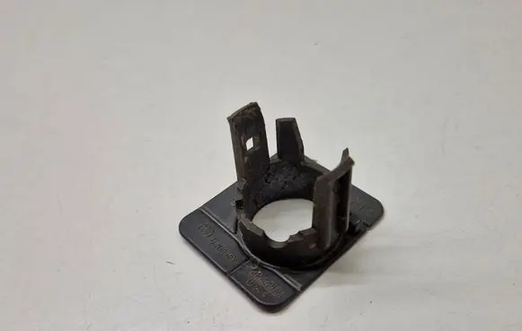 BMW 3 E90 E91 Rear parking sensor holder (PDC) 7202680